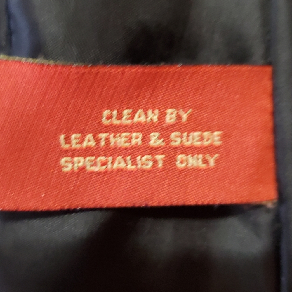 Leather jacket - Picture 6 of 8